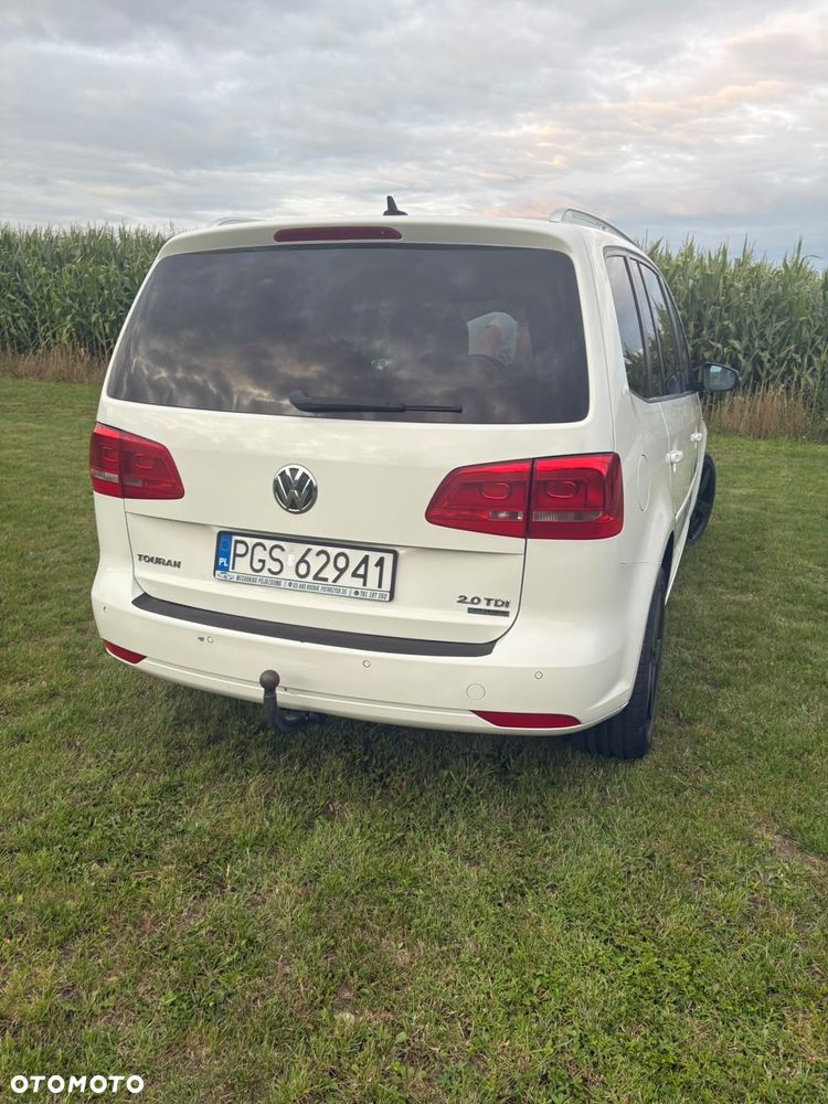 Volkswagen Touran - 3