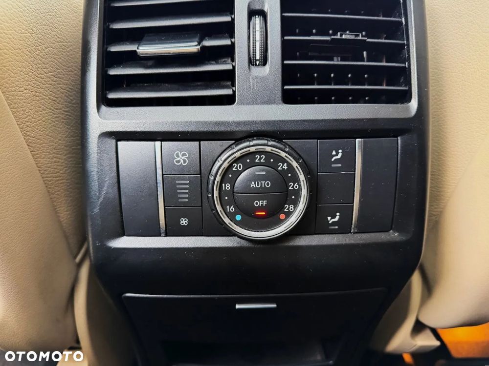 Mercedes-Benz GLS - 27