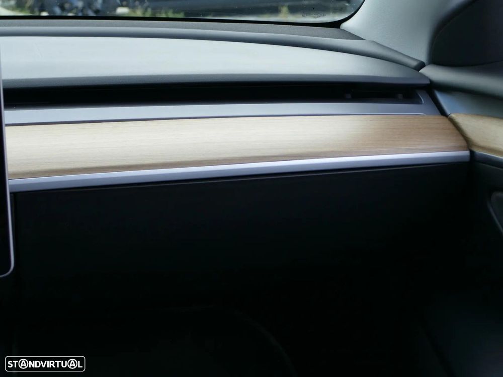 Tesla Model 3 Long Range Tração Integral - 32
