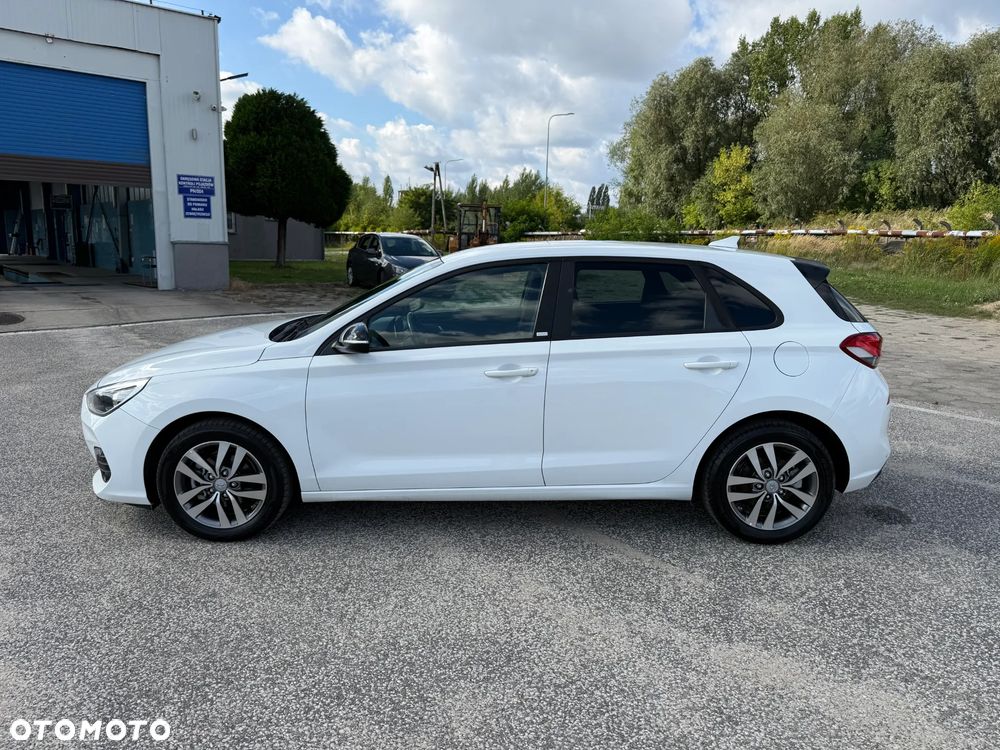 Hyundai i30 1.4 Passion - 13