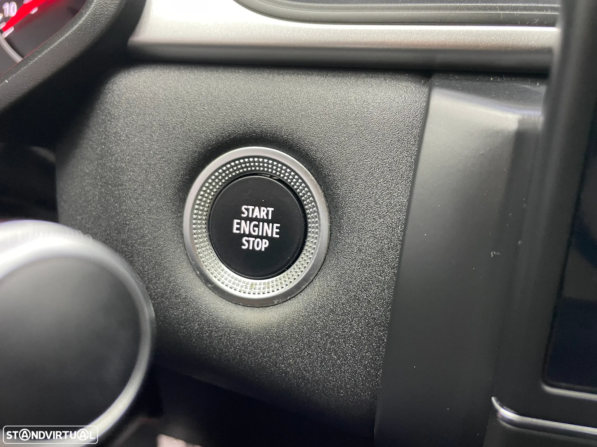 Renault Captur BLUE dCi 115 EDC INTENS - 23