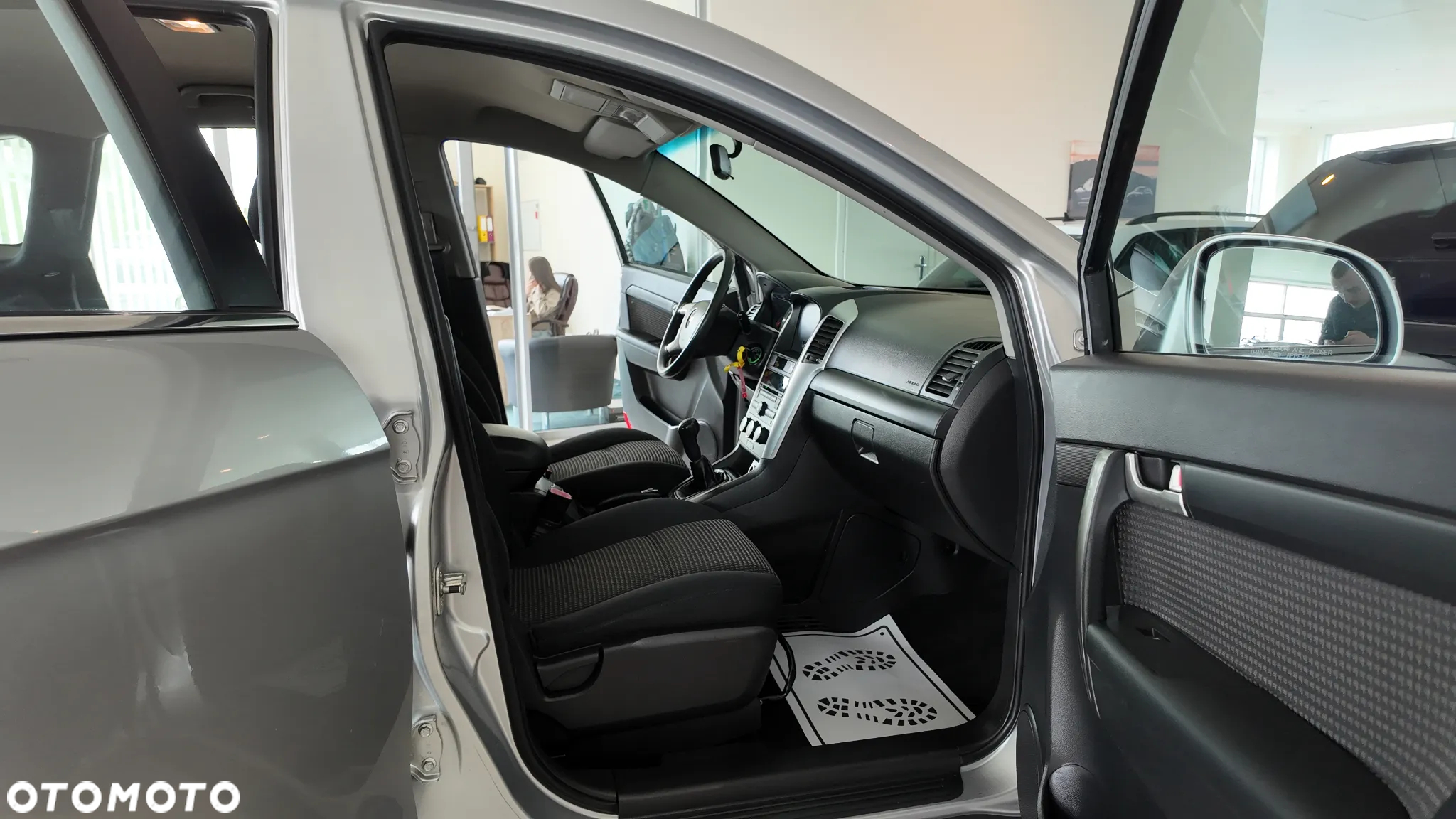 Chevrolet Captiva 2.4 2WD 5 Sitzer LS - 24
