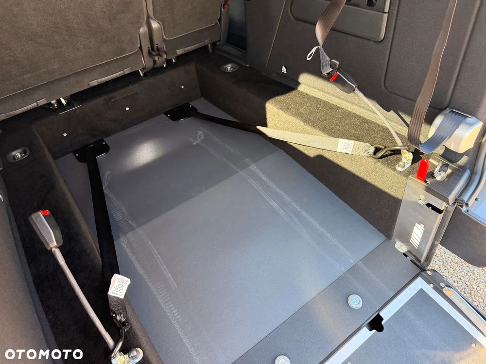 Ford Tourneo Connect Grand 2.0 EcoBlue Active - 10