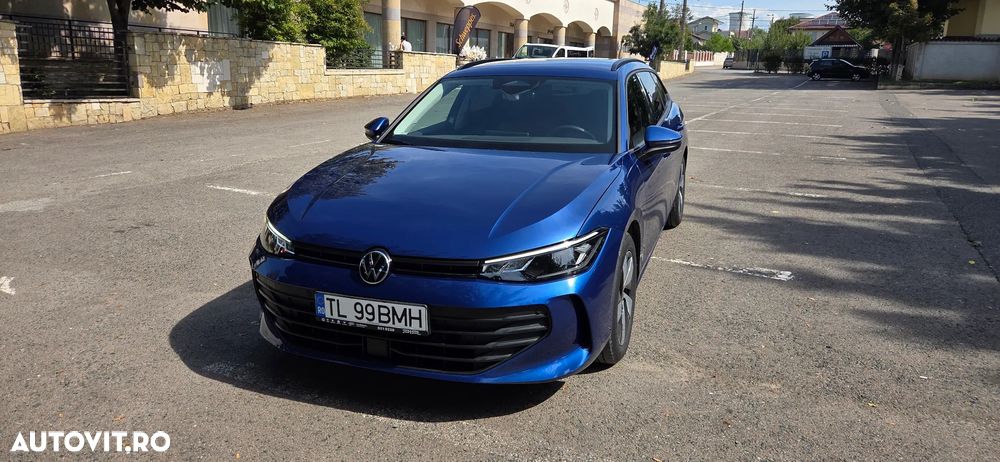 Volkswagen Passat 1.5 eTSI DSG MHEV Base - 1
