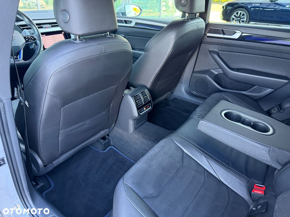 Volkswagen Arteon 2.0 TSI 4Motion R DSG - 19
