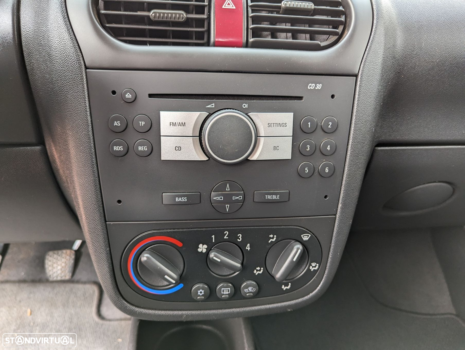 Opel Combo Tour 1.3 CDTi - 21