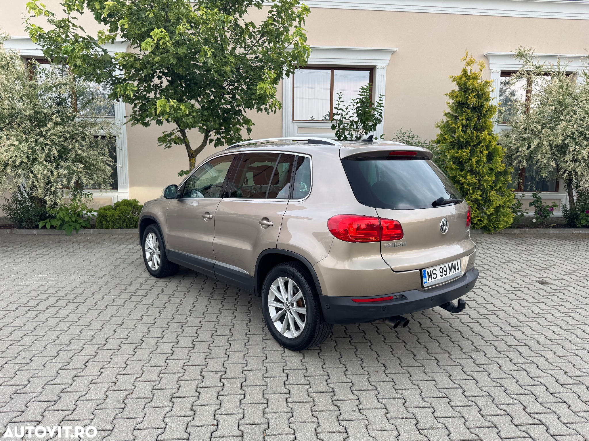 Volkswagen Tiguan 2.0 TDI 4Mot DSG Highline - 4