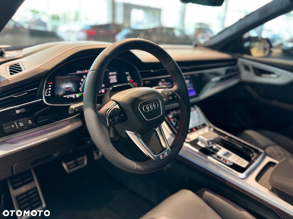 Audi SQ8 - 21
