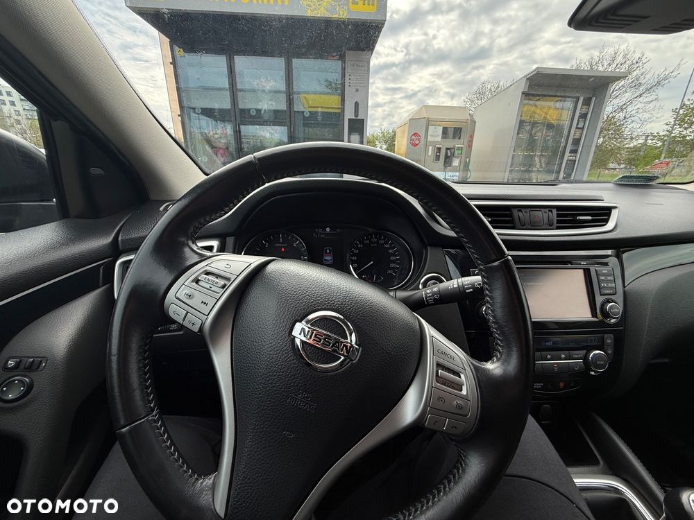 Nissan Qashqai 1.5 dCi Tekna - 15