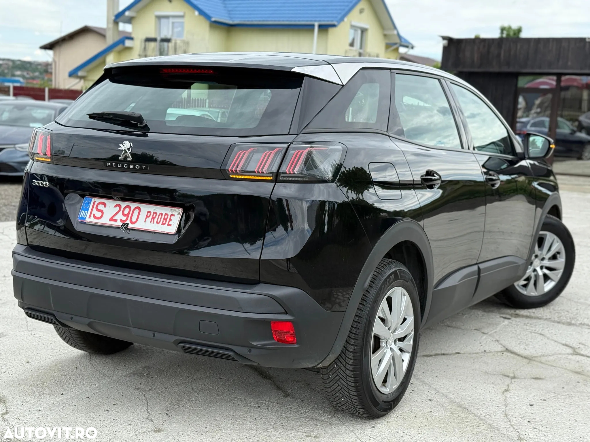 Peugeot 3008 1.5 BlueHDI 130 S&S EAT8 Allure - 4