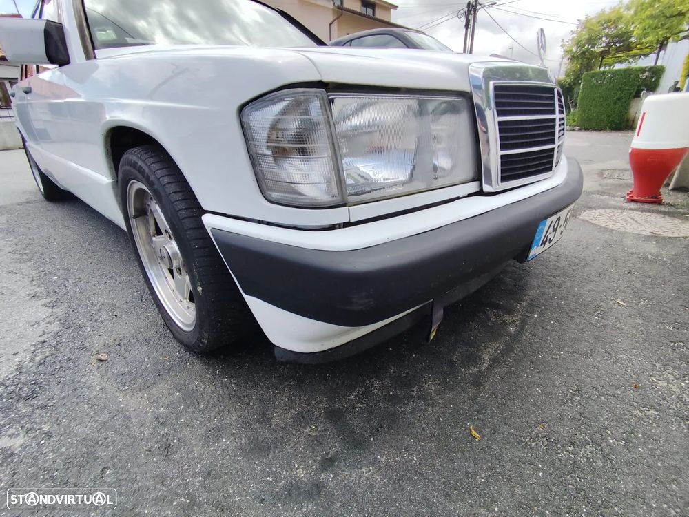 Mercedes-Benz W201 (1982-1993) 190 D 2.5 - 15