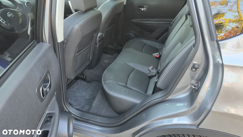 Nissan Qashqai 2.0 CVT lounge - 22