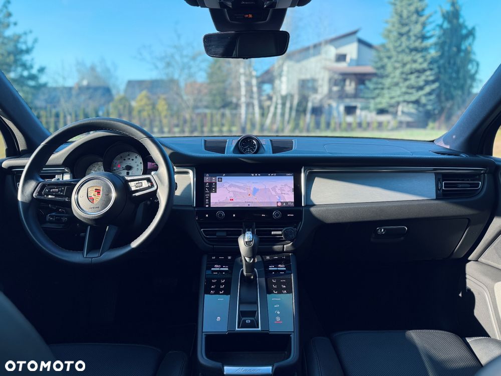 Porsche Macan Standard - 23