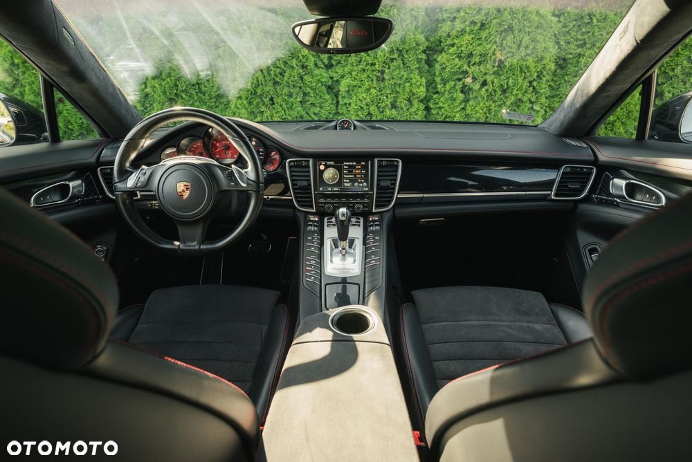 Porsche Panamera - 10