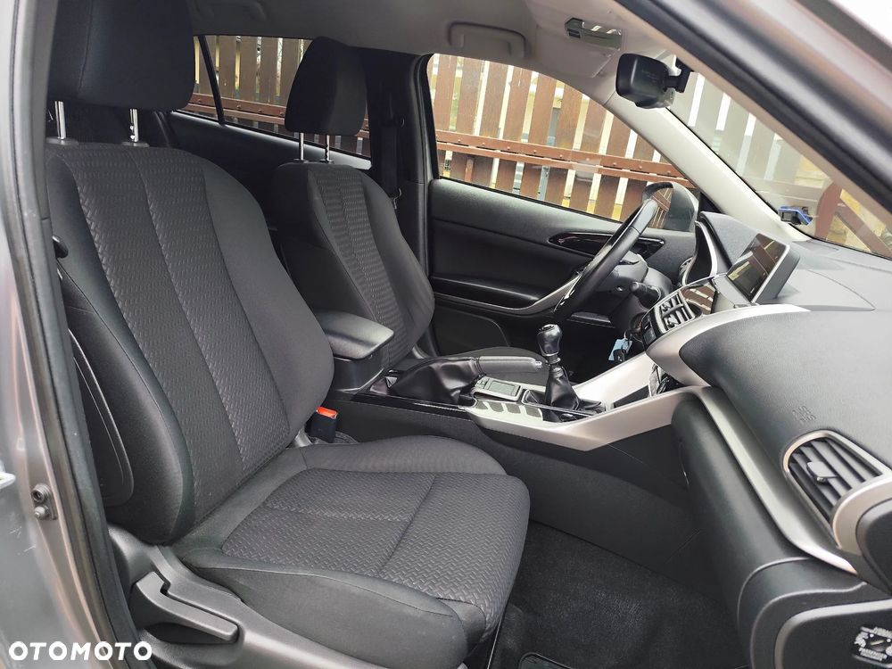 Mitsubishi Eclipse Cross 1.5 T-MIVEC (ClearTec) 2WD Plus - 29