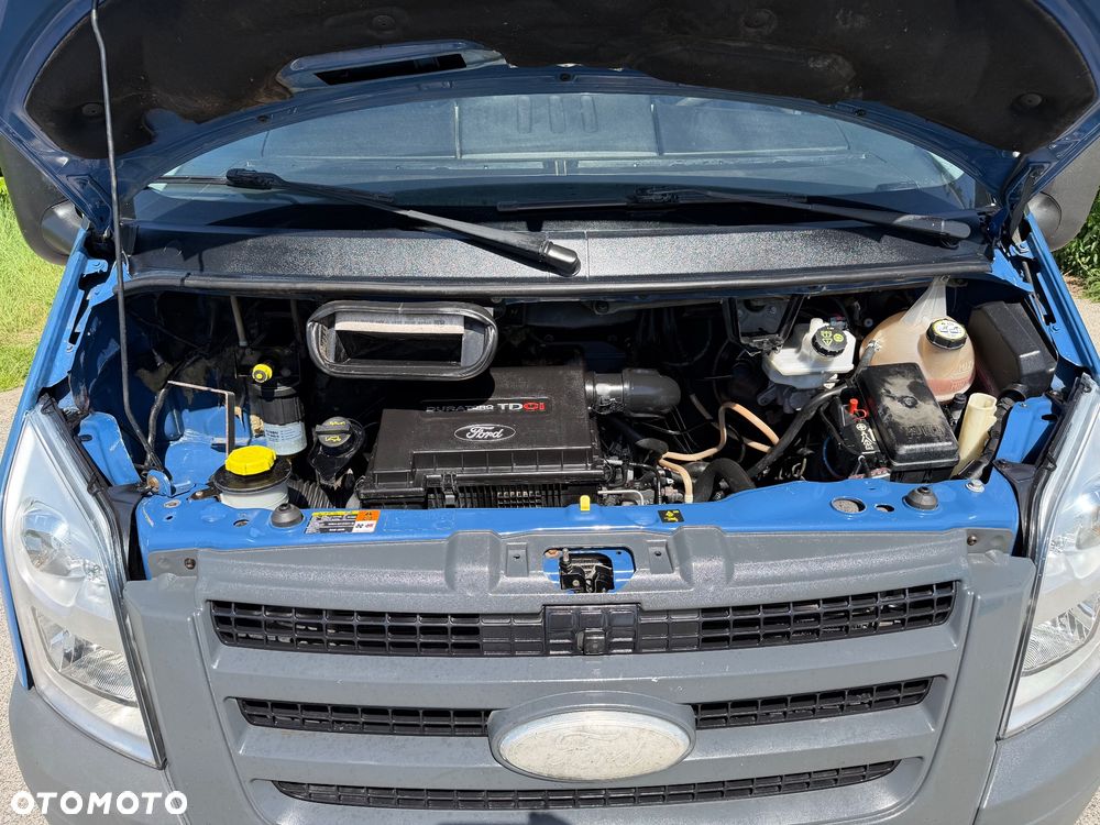 Ford Transit - 21