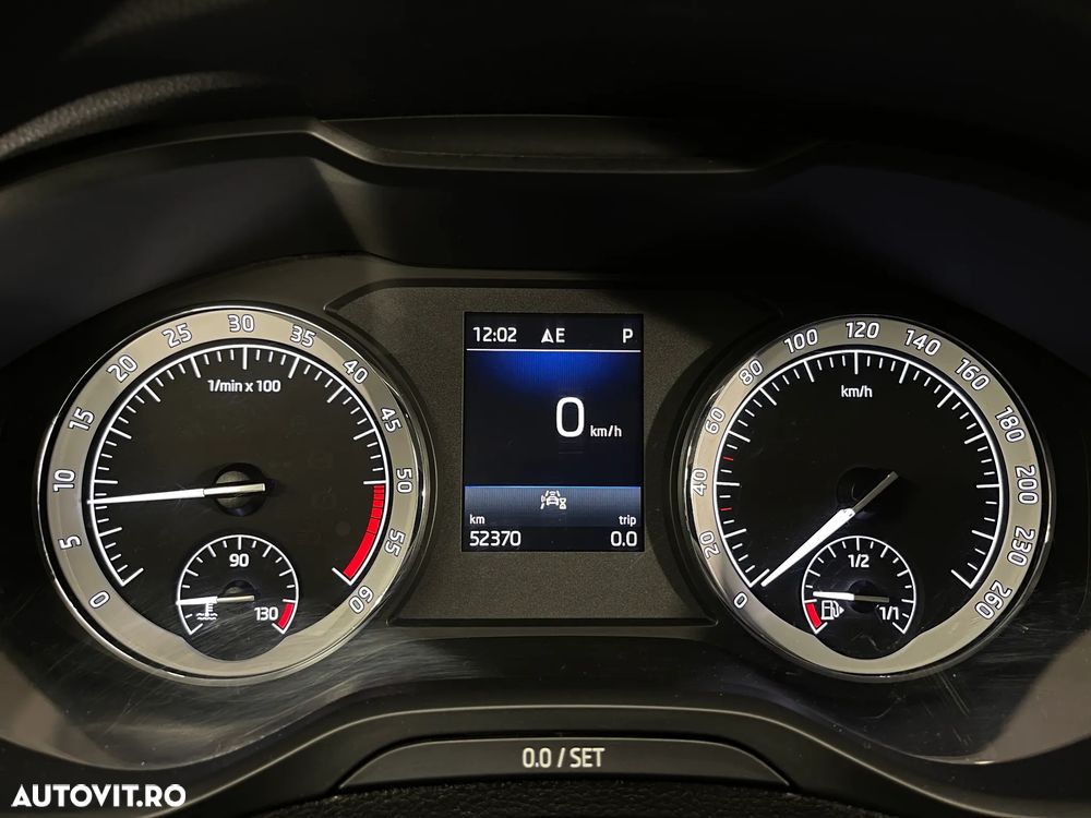 Skoda Karoq 2.0 TDI SCR DSG Style - 33