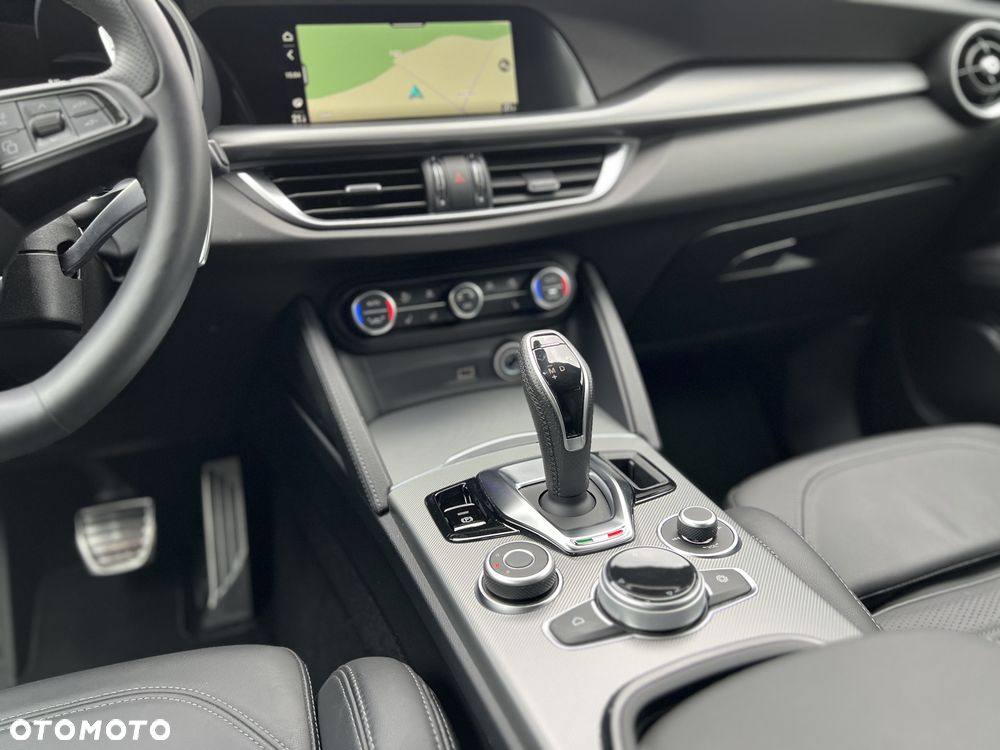 Alfa Romeo Stelvio 2.2 JTDM Veloce Q4 - 27