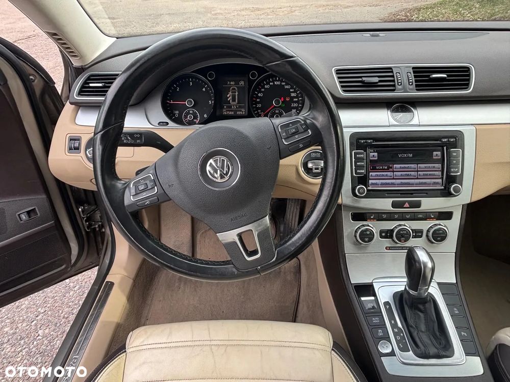 Volkswagen Passat 2.0 TDI Highline DSG - 37