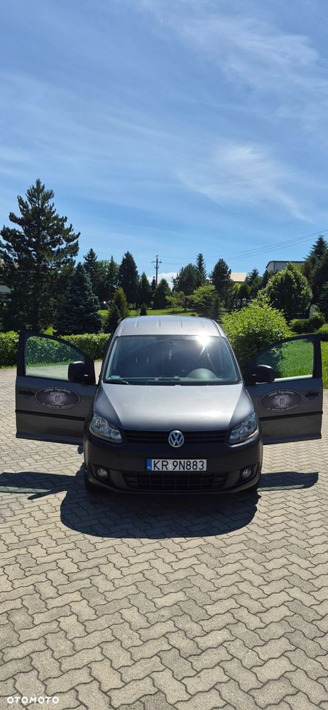 Volkswagen Caddy Highline Mixt DSG - 3