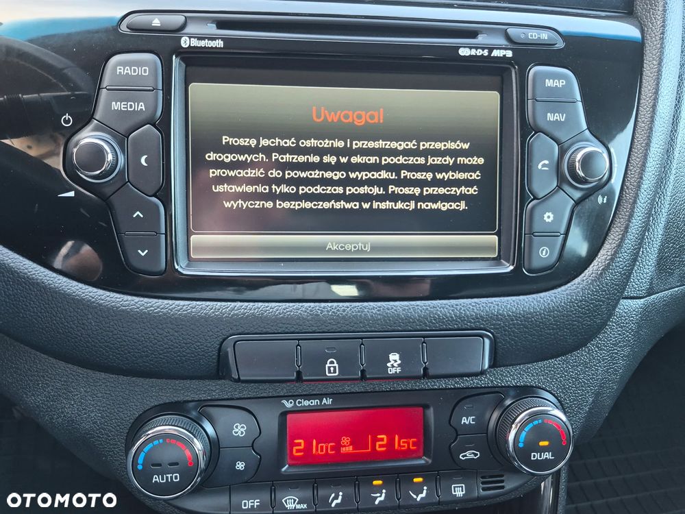 Kia Ceed - 11