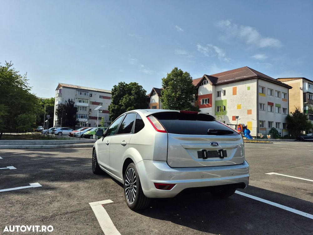 Ford Focus 1.6 TDCI DPF Titanium - 3