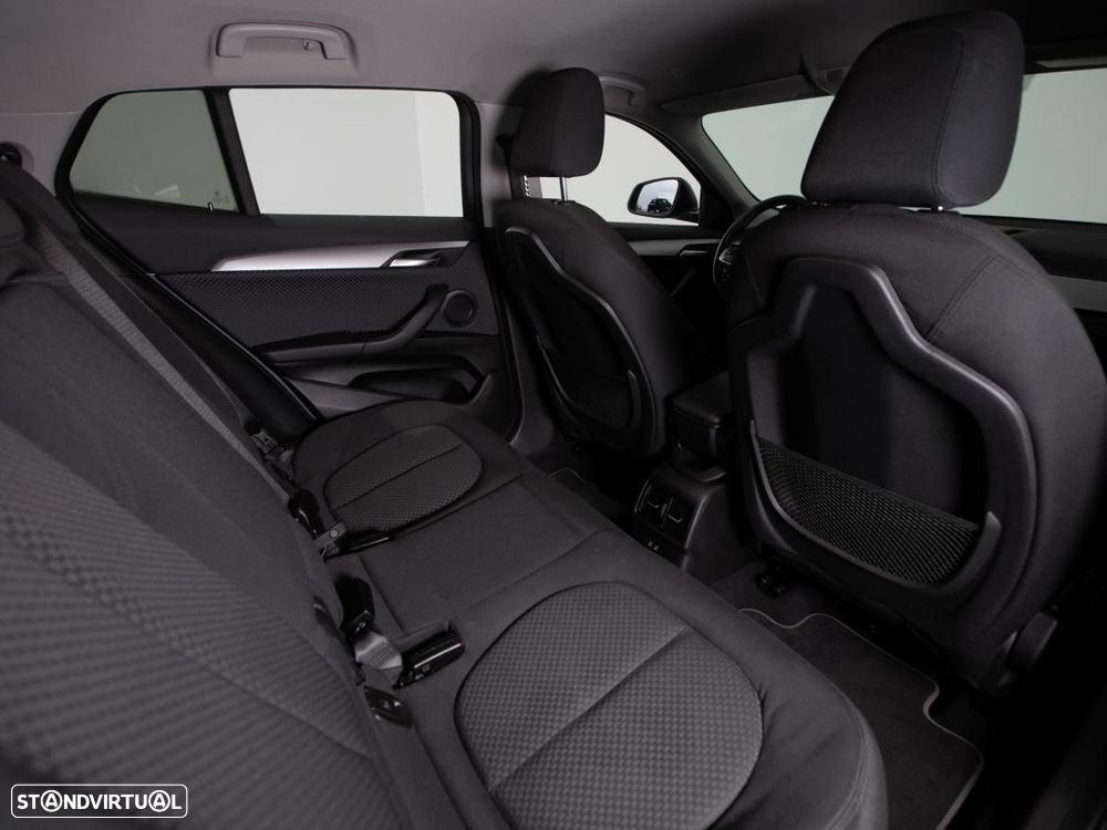 BMW X2 25 e xDrive Advantage - 11