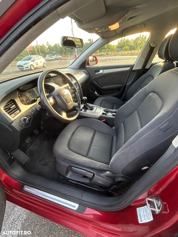 Audi A4 Limuzina 2.0 TDI B8 - 25