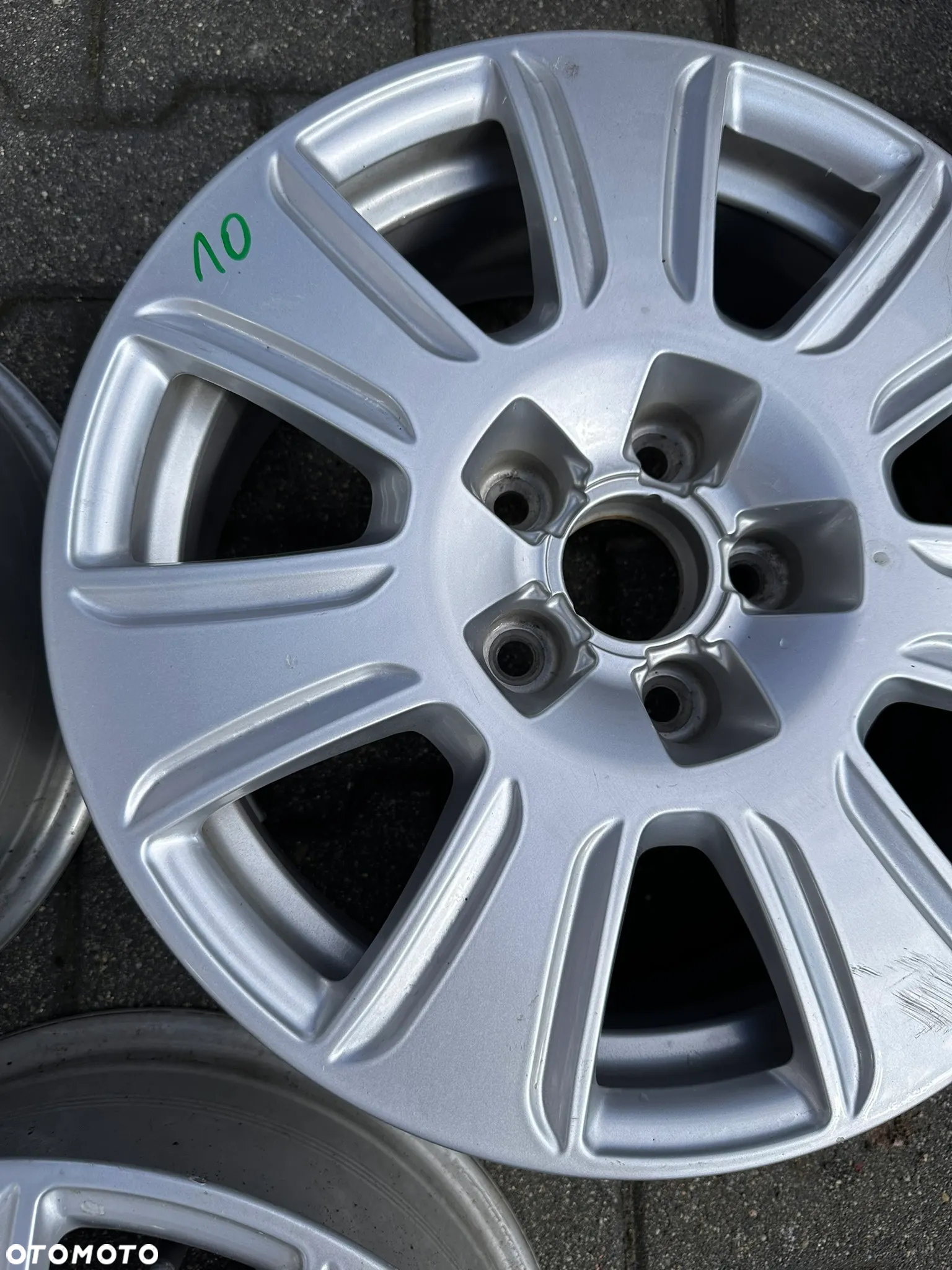 Felga  Audi Q3 8U0601025 6.5Jx16 ET33 5x112 - 7