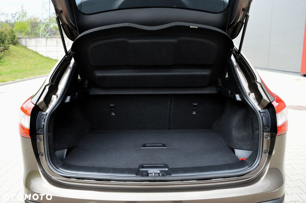 Nissan Qashqai 1.6 DIG-T N-Tec - 32