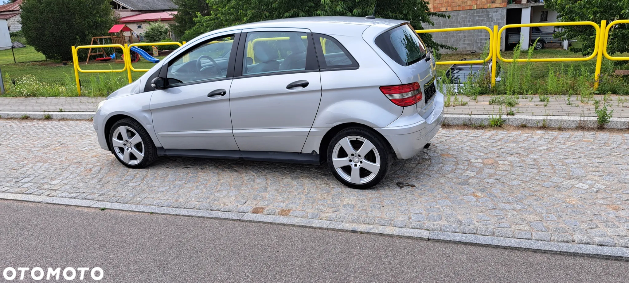 Mercedes-Benz Klasa B - 2