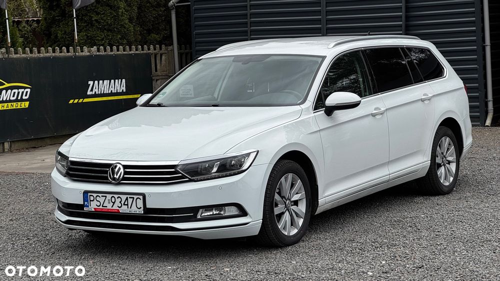 Volkswagen Passat - 1