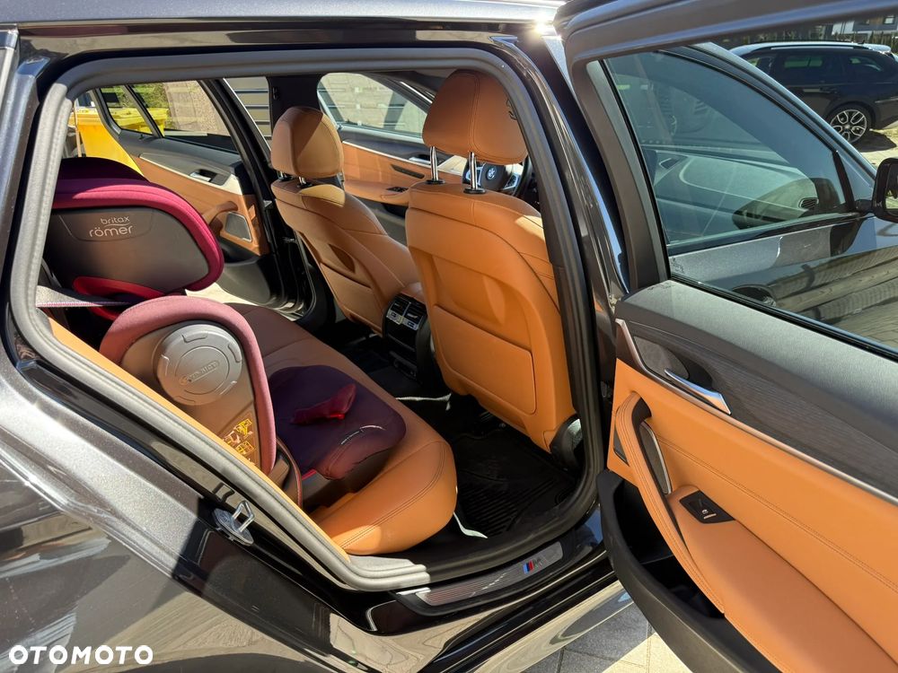 BMW Seria 5 - 22