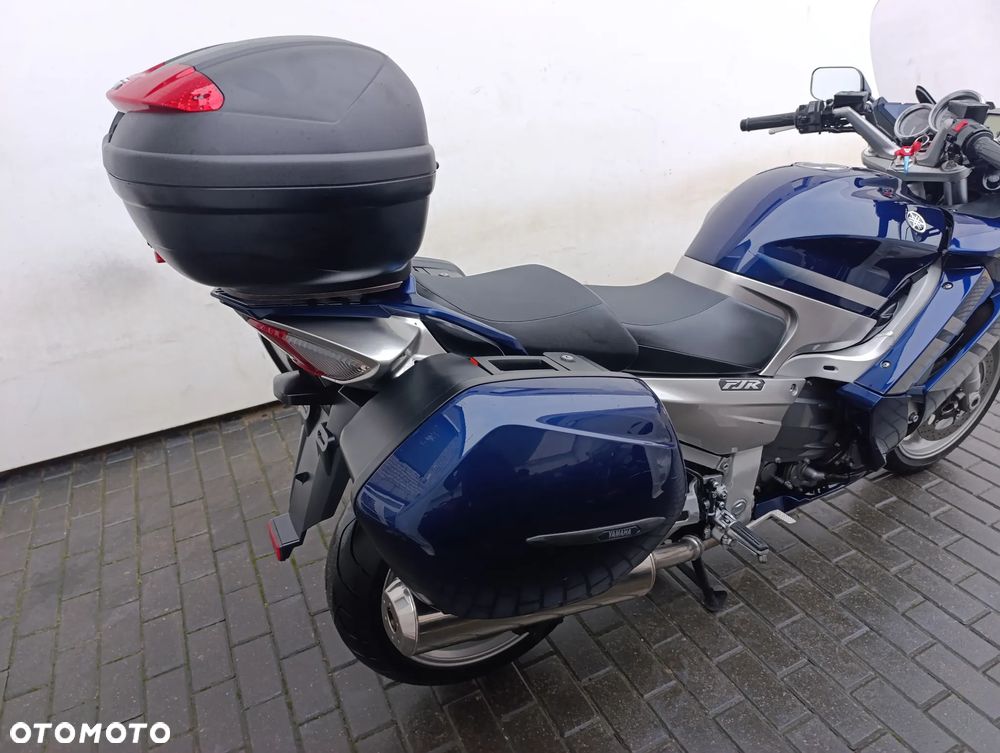 Yamaha FJR - 21