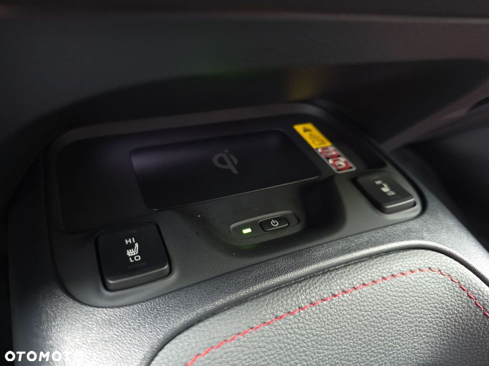 Toyota Corolla 1.8 Hybrid GR Sport - 26