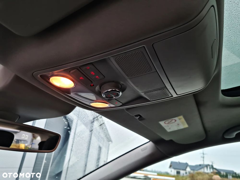 Volkswagen Sharan 2.0 TDI DSG (BlueMotion Technology) Highline - 21