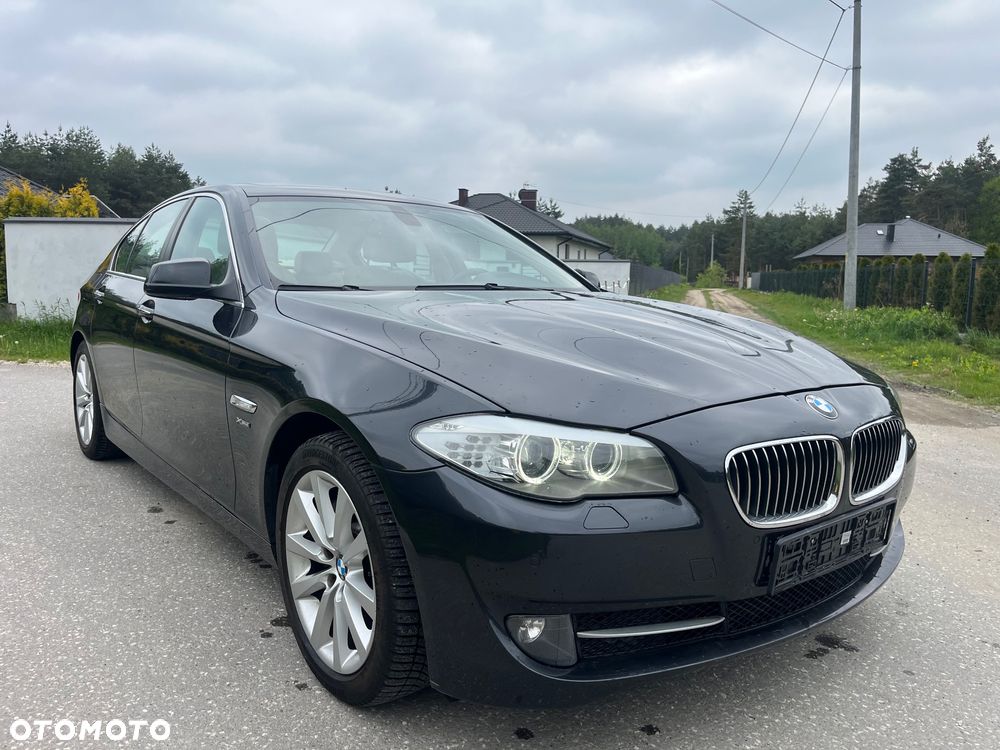 BMW Seria 5 530d xDrive Sport-Aut - 4