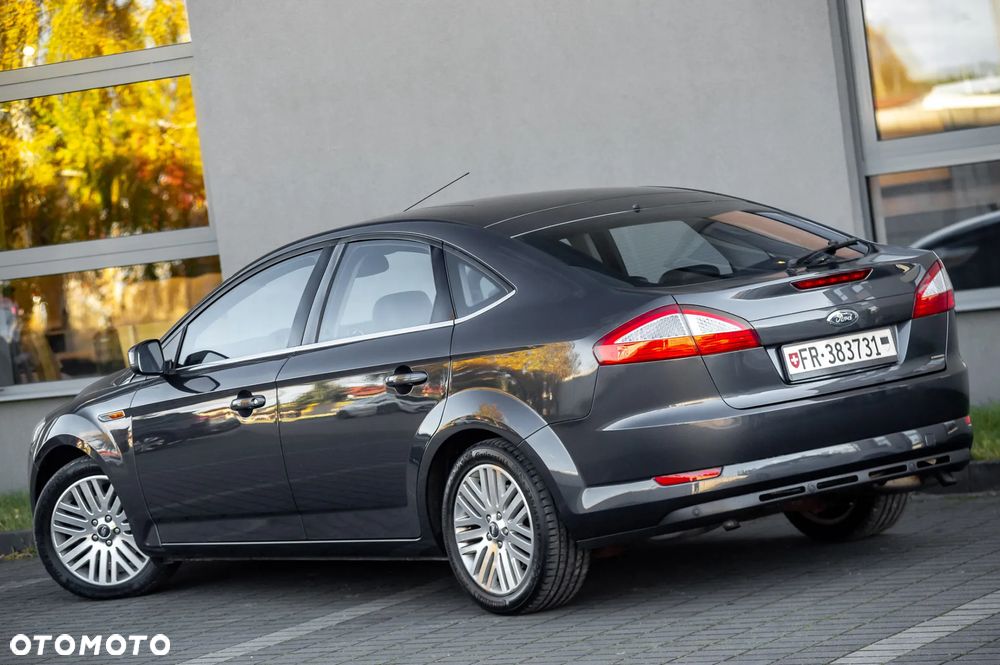 Ford Mondeo 2.5 Titanium X - 10