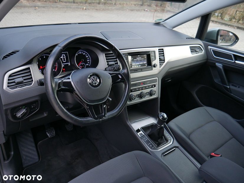 Volkswagen Golf Sportsvan - 11