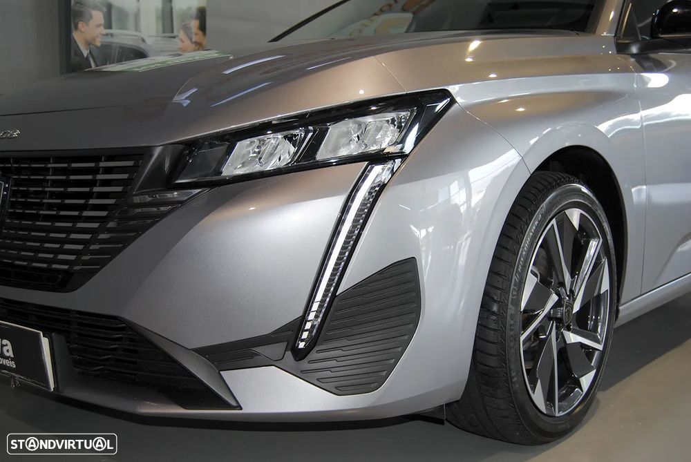 Peugeot 308 1.2 PureTech Allure - 11