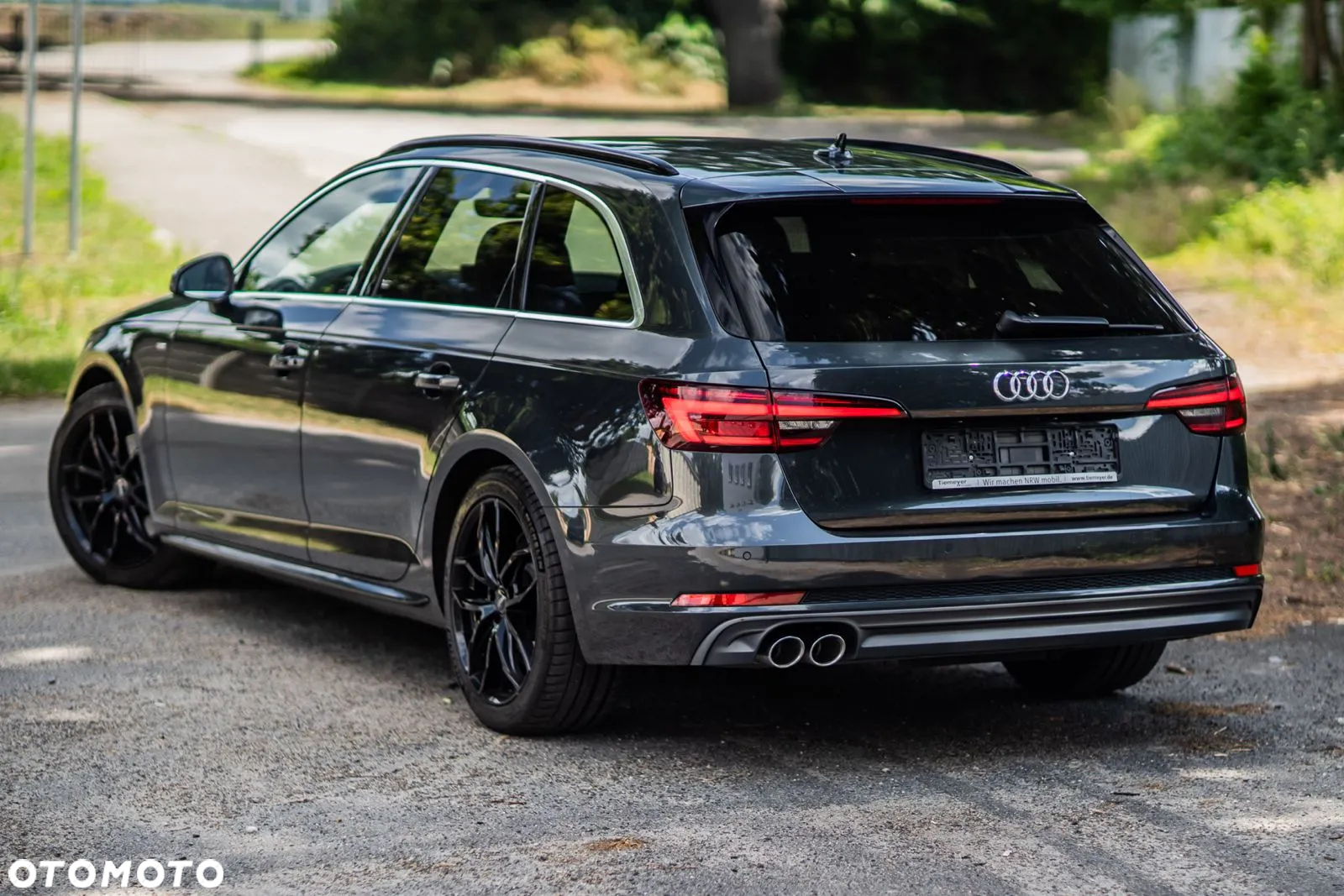 Audi A4 2.0 TDI Sport S tronic - 13