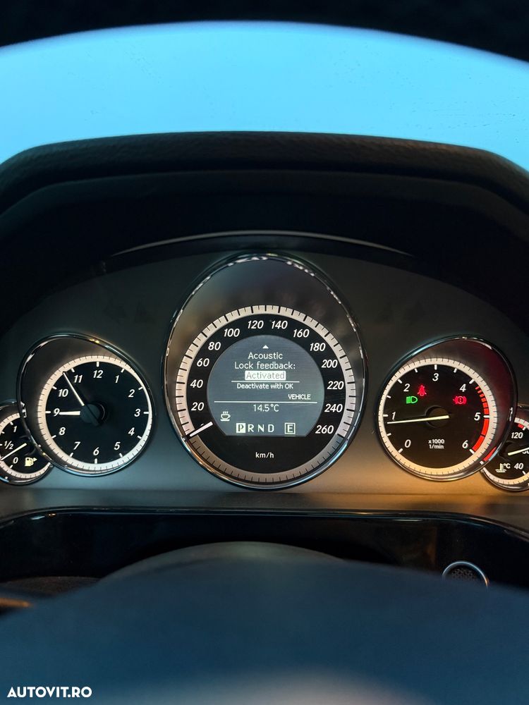 Mercedes-Benz E 220 CDI BlueEfficiency Aut. - 23