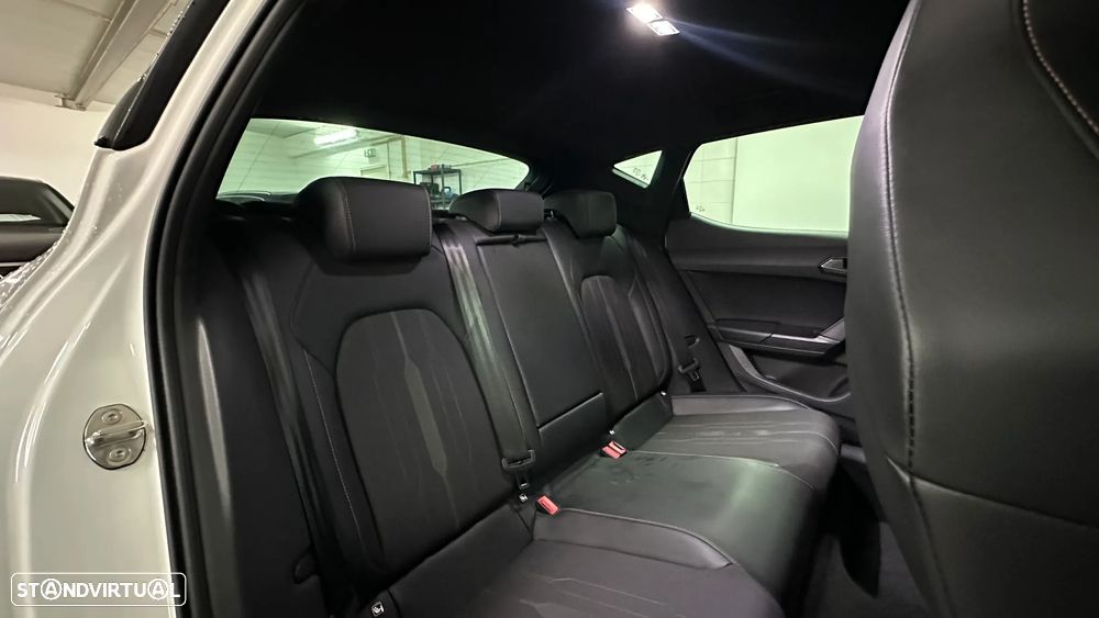 Cupra Leon 1.4 e-Hybrid (180 kW System) VZ CUP - 17