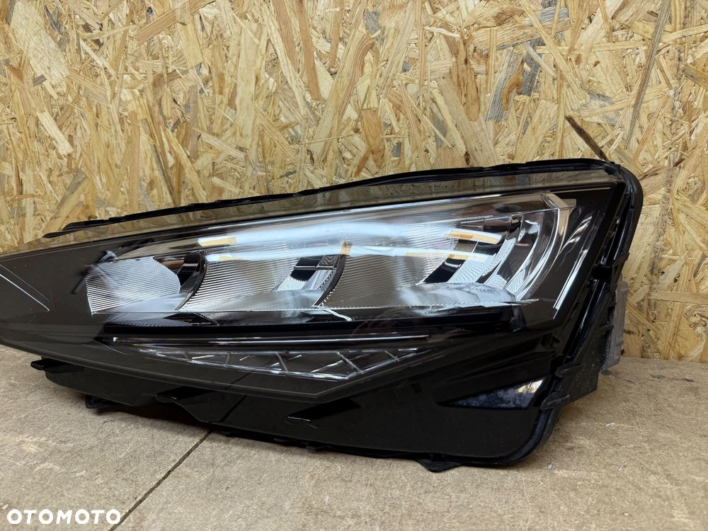 LAMPA LEWA FULL LED CRYSTAL LIGHTNING SKODA SCALA LIFT 655 655941015 - 16