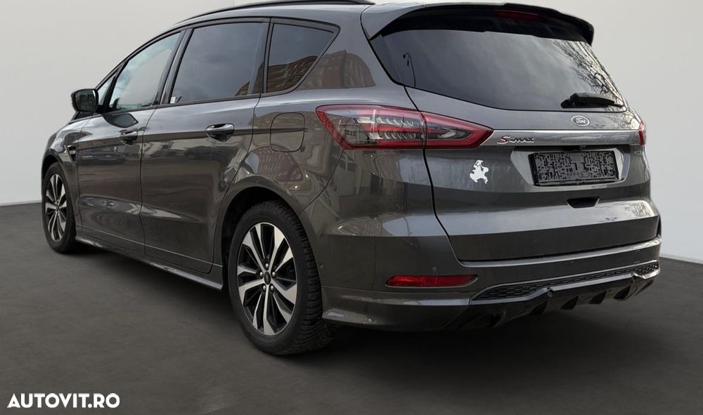 Ford S-Max - 6