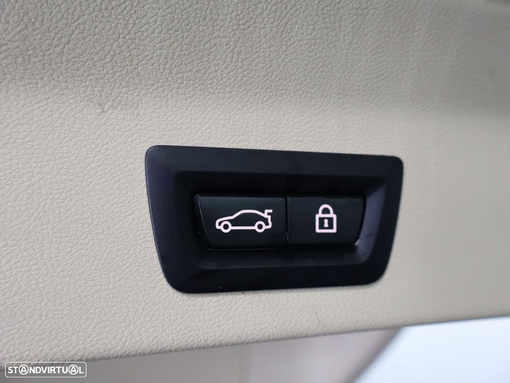 BMW X3 30 e xDrive Line Luxury - 26