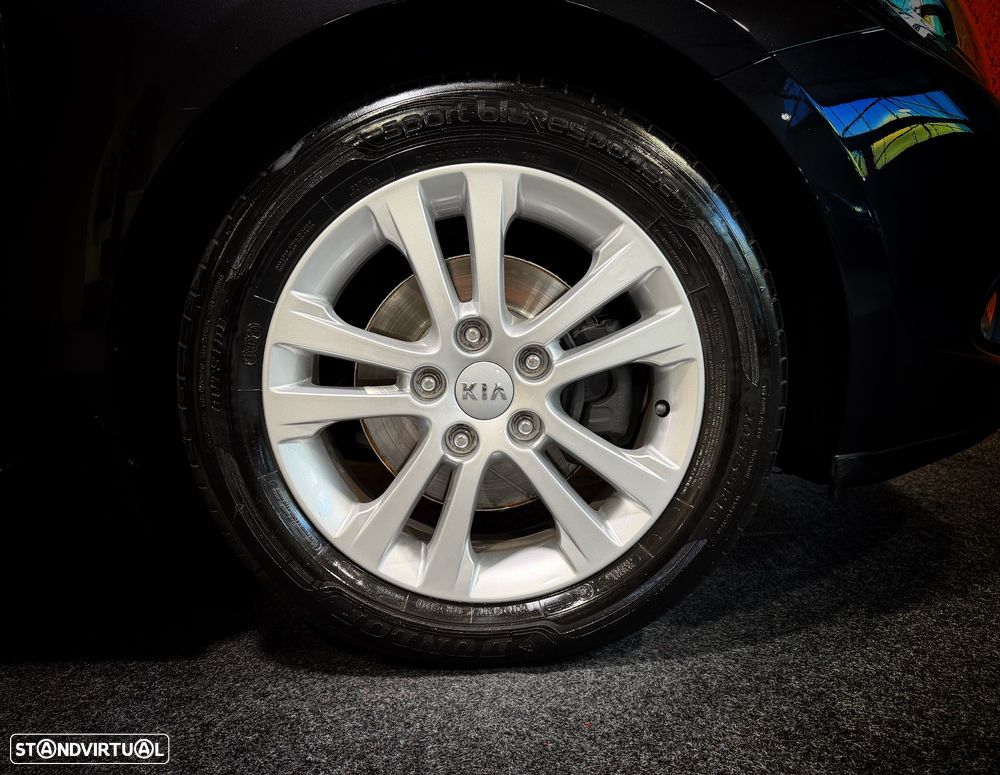 Kia Ceed SW 1.4 CRDi ECO - 29