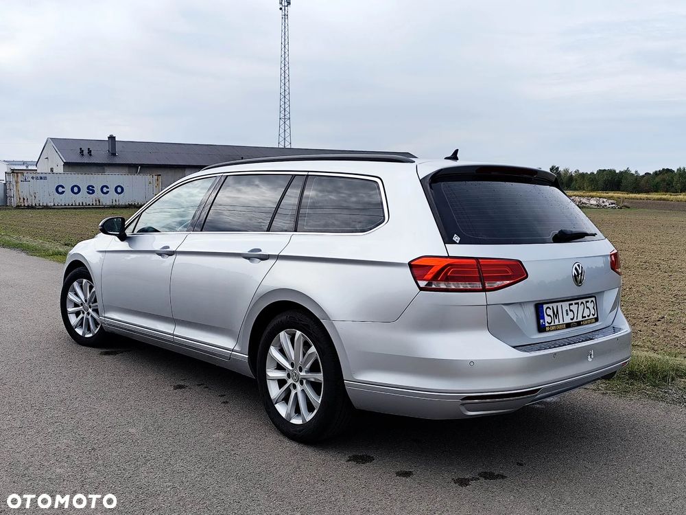 Volkswagen Passat 2.0 TDI (BlueMotion Technology) Comfortline - 22