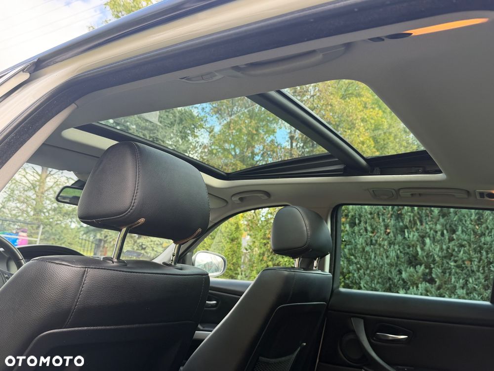 BMW Seria 3 318d - 31