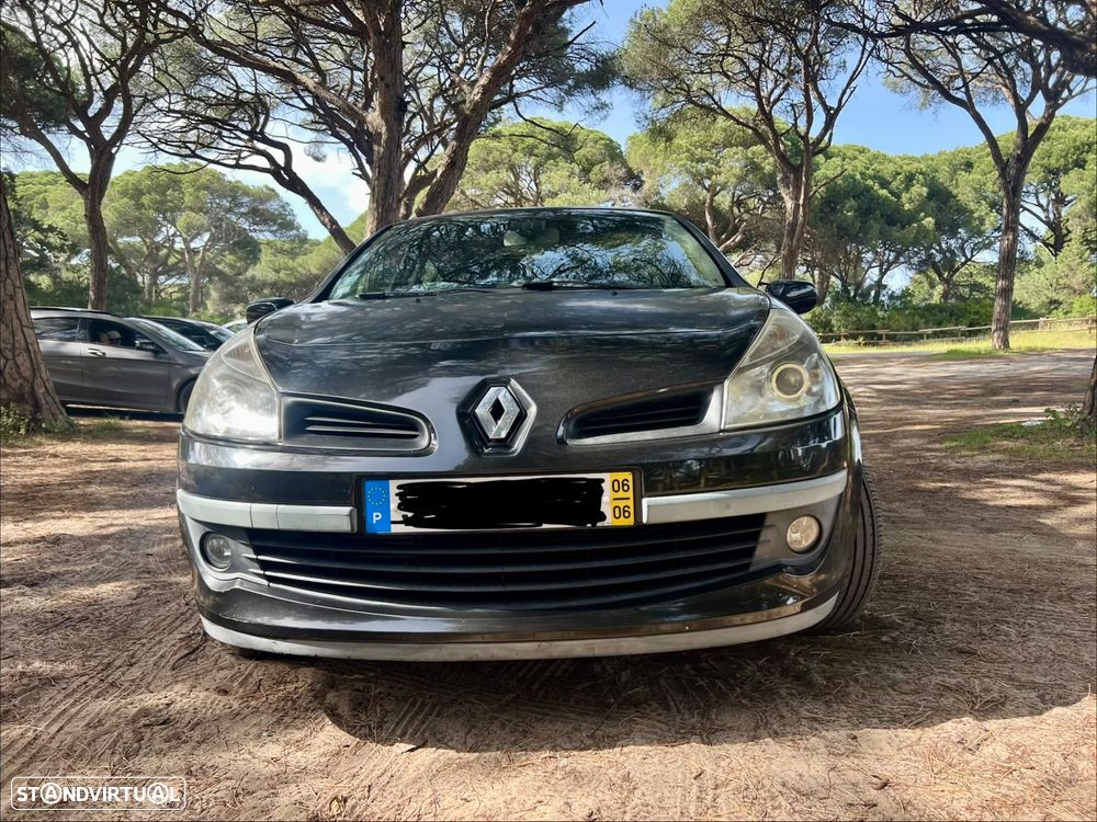 Renault Clio 1.5 dCi Dynamique S - 10